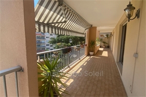 t5 à la vente -   06800  CAGNES SUR MER, surface 91 m2 vente t5 - UBI427863014